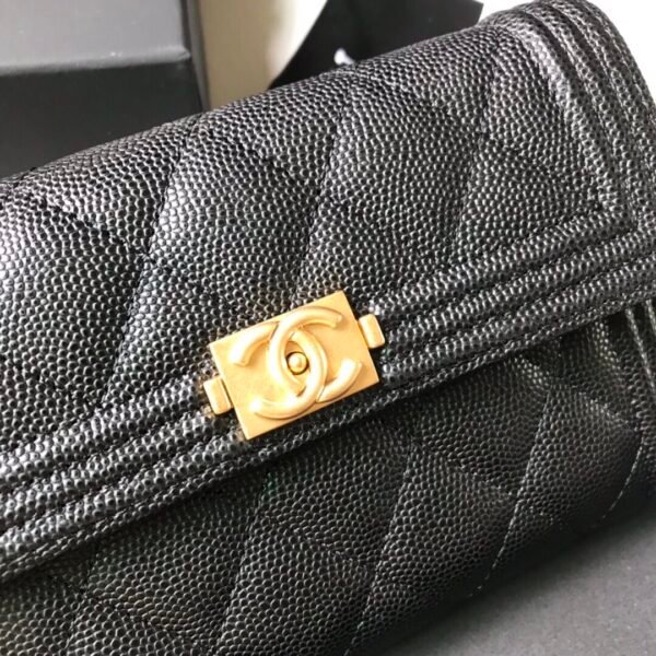 香奈儿 leboy 黑金牛皮 (3) CHANEL leboy medium trifold wallet