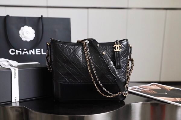 香奈儿 流浪包 中号黑色 (1) CHANEL Medium Gabrielle Hobo Bag