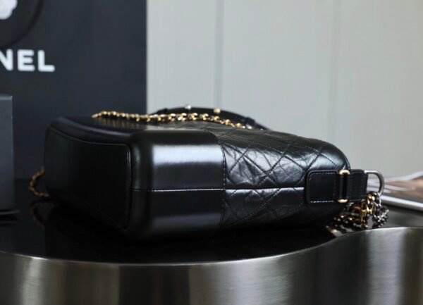 香奈儿 流浪包 中号黑色 (6) CHANEL Medium Gabrielle Hobo Bag
