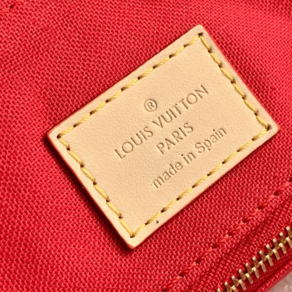 M45898 Grand Palais (7) LV Grand Palais M45898