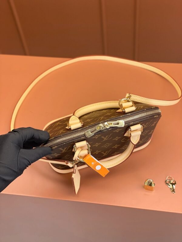 M46990 Alma BB (9) LOUIS VUITTON Alma BB M46990
