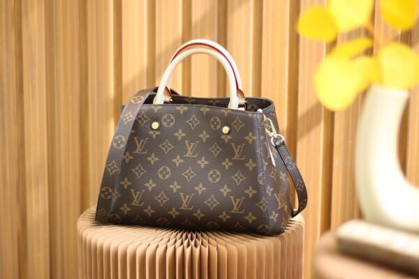 Montaingn BB M41055 (6) LOUIS VUITTON Montaingn BB M41055