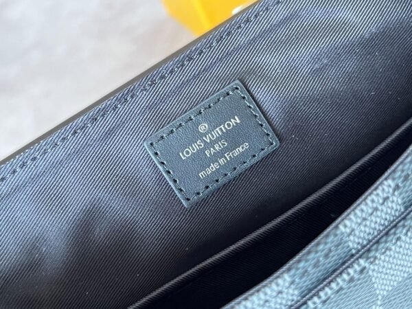 LV District PM Messenger Bag N42710