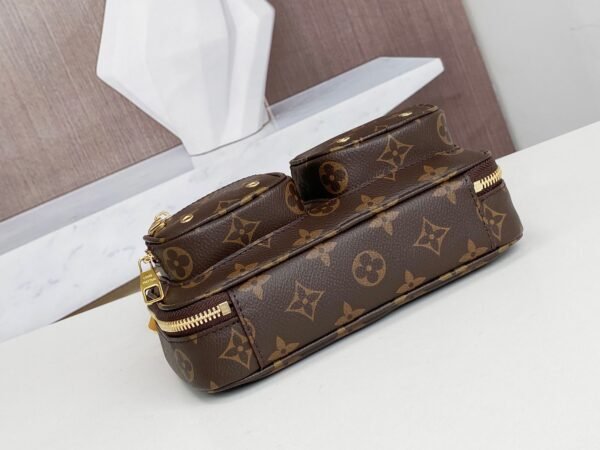 Utility Crossbody M80446 (3) LV Utility Crossbody M80446