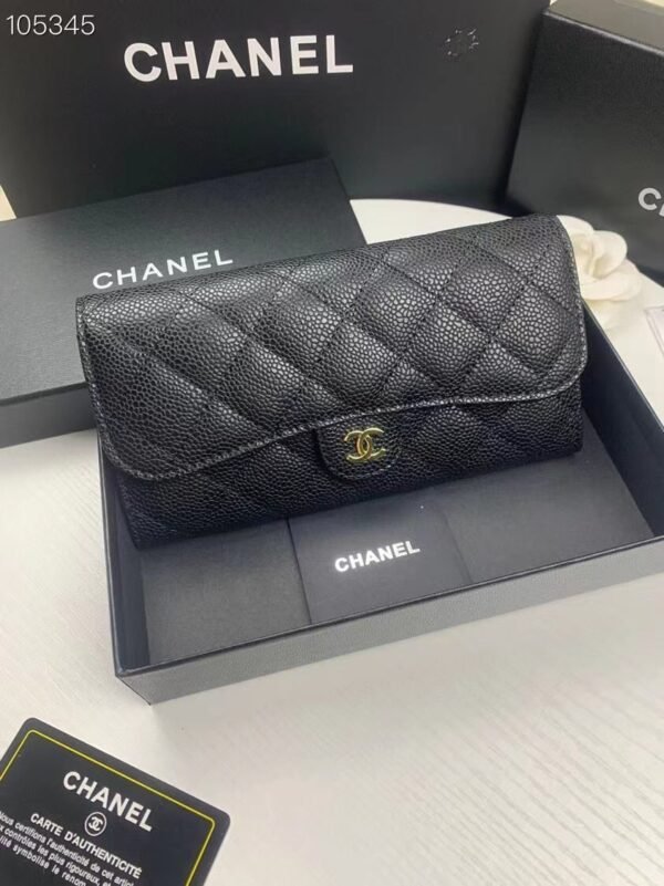 80758 (3) Chanel wallet in black caviar leather with gold hardware