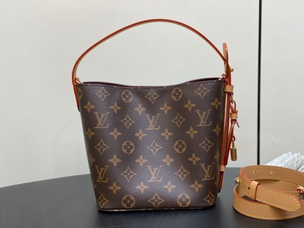 LOUIS VUITTON All In BB M12925