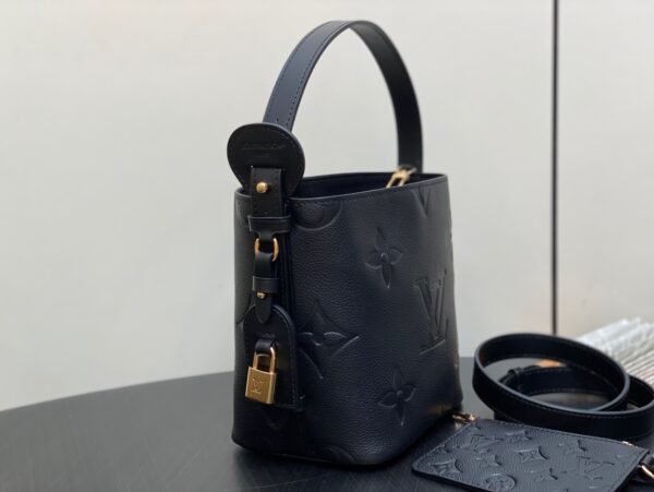 LOUIS VUITTON All In BB