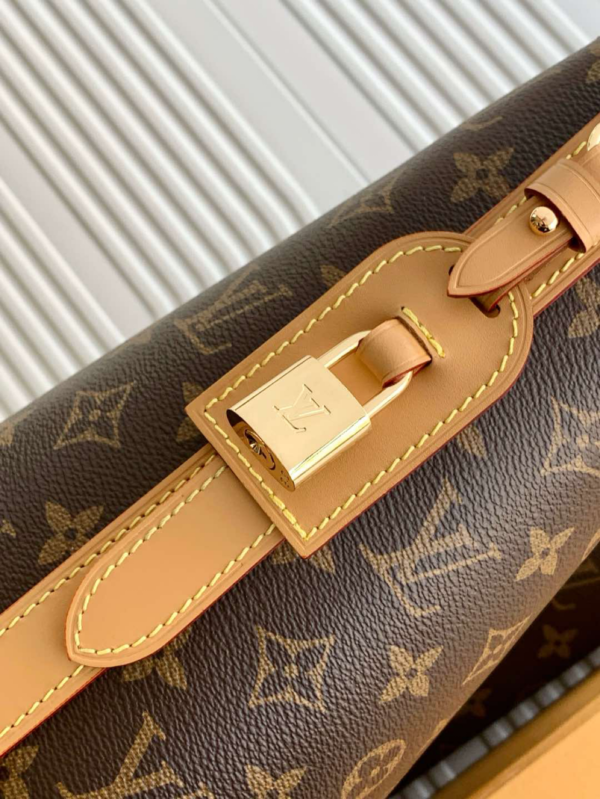 LOUIS VUITTON All In GM M12926