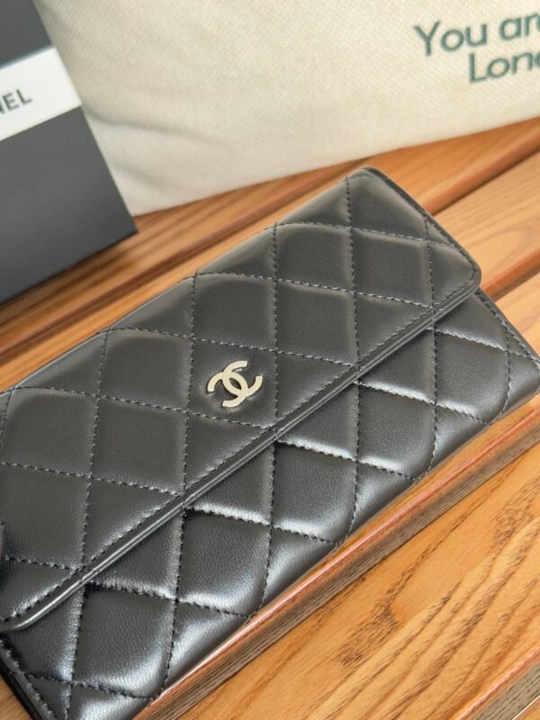 Chanel Women's Long Wallets