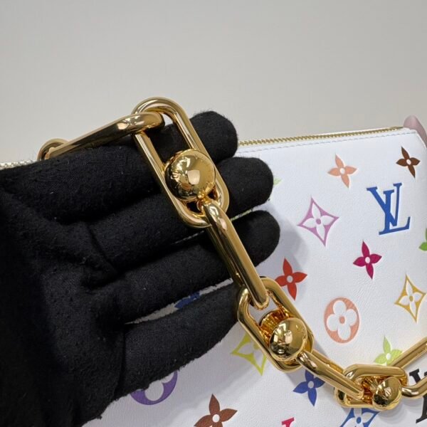 M13233 LV x TM Coussin PM (1) M13233 LV x TM Coussin PM