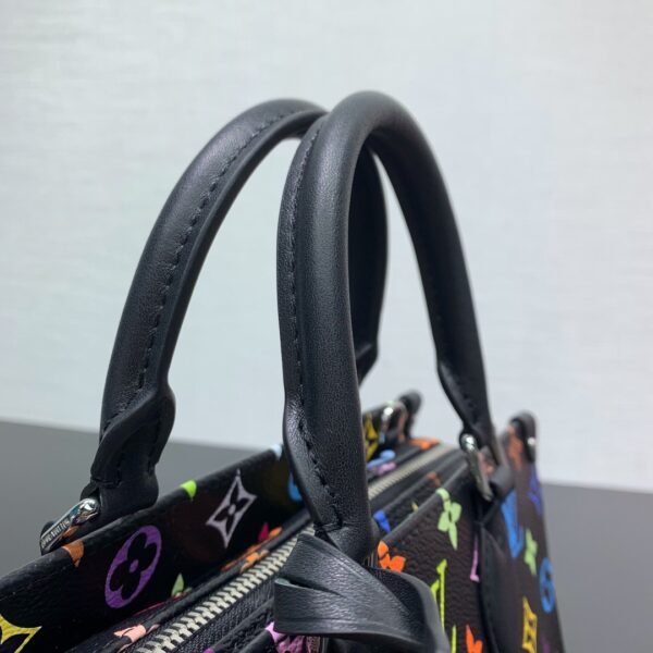 M13260 LV x TM OnTheGo East West Chain Bag (9) M13260 LV x TM OnTheGo East West Chain Bag