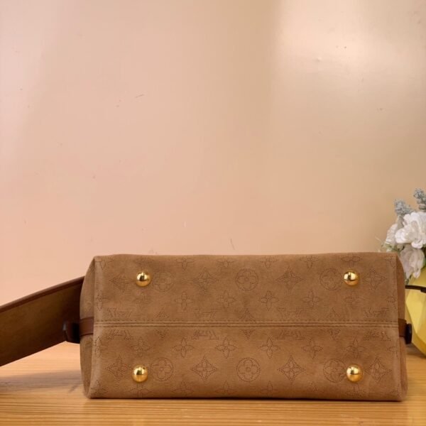 Louis Vuitton CarryAll PM M11843