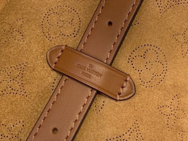 Louis Vuitton CarryAll PM M11843