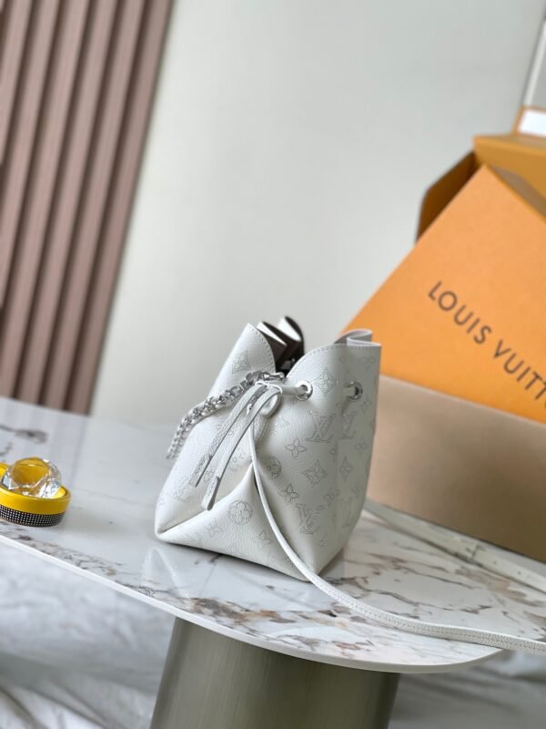 LV Bella M11841 (6) LV Bella M11841