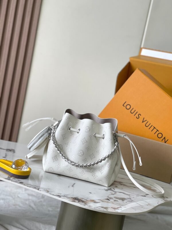 LV Bella M11841 (7) LV Bella M11841