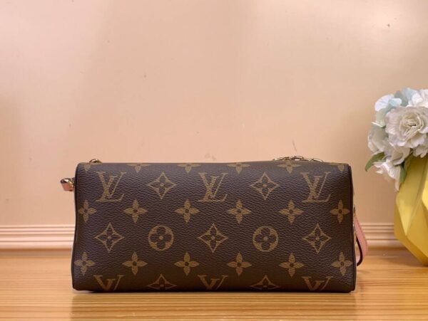 Louis Vuitton Bloom Pouch M11303