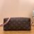 Louis Vuitton Bloom Pouch M11303