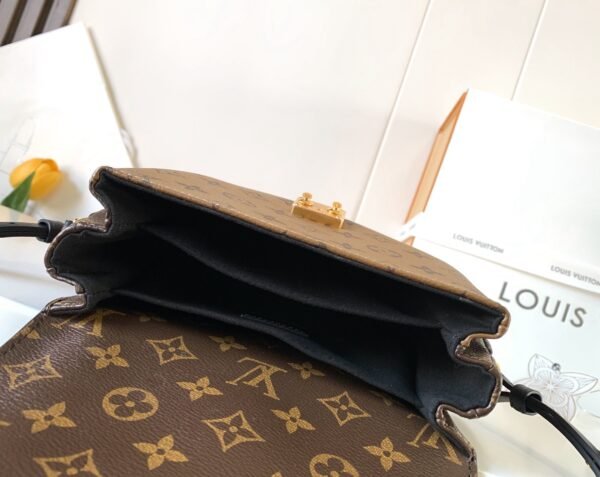 LV Pochette Métis Backpack M11941 (9) LV Pochette Métis Backpack M11941