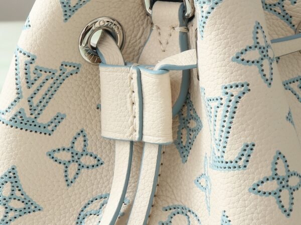 Louis Vuitton BELLA Bucket bag M11736