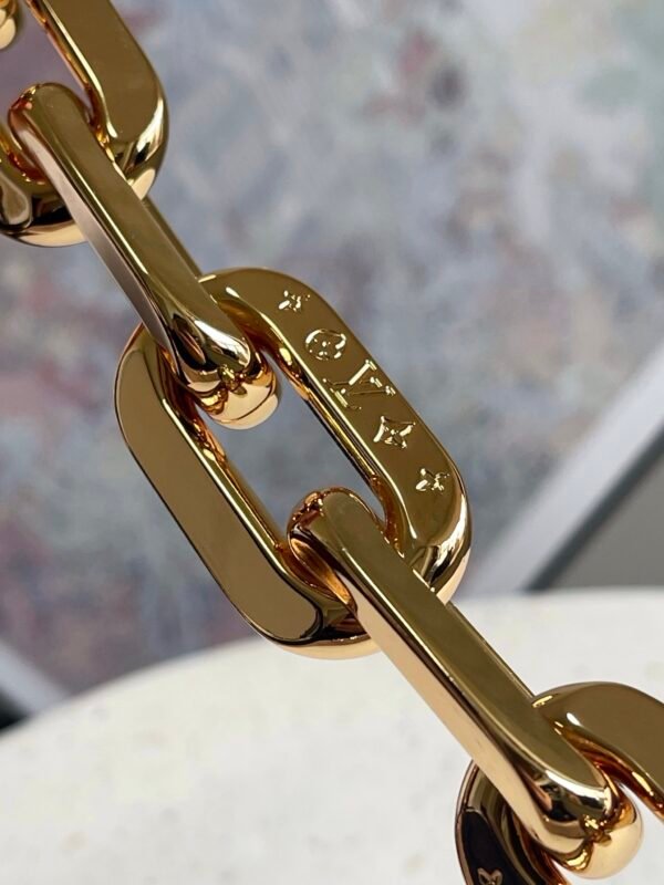 M12071 (6) LV Coussin Hobo MM M12071