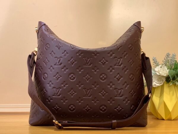 M12072 (5) LV Coussin Hobo MM M12072