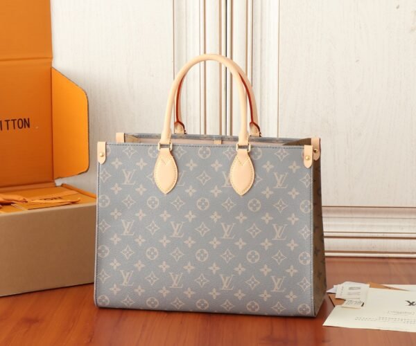 LV OnTheGo MM M12415