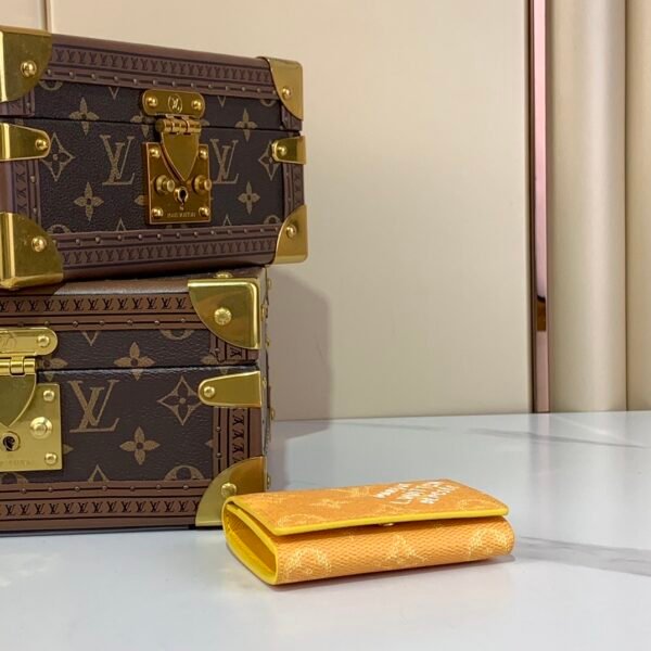 LV Envelope Business Card Holder M12664