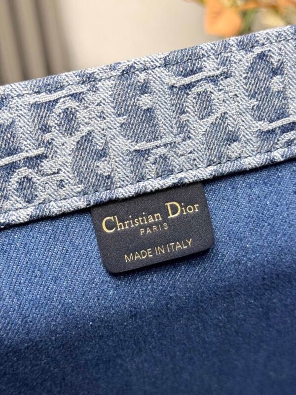 Medium Dior Book Tote Denim blue