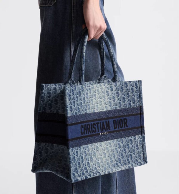 Medium Dior Book Tote Denim blue