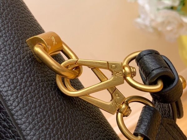 M24639 (7) LV Soft Twist M24639