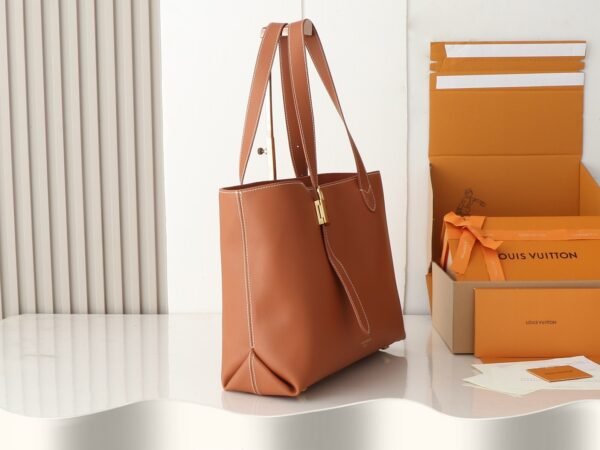 M25342 (5) LV Low Key Cabas MM M25342