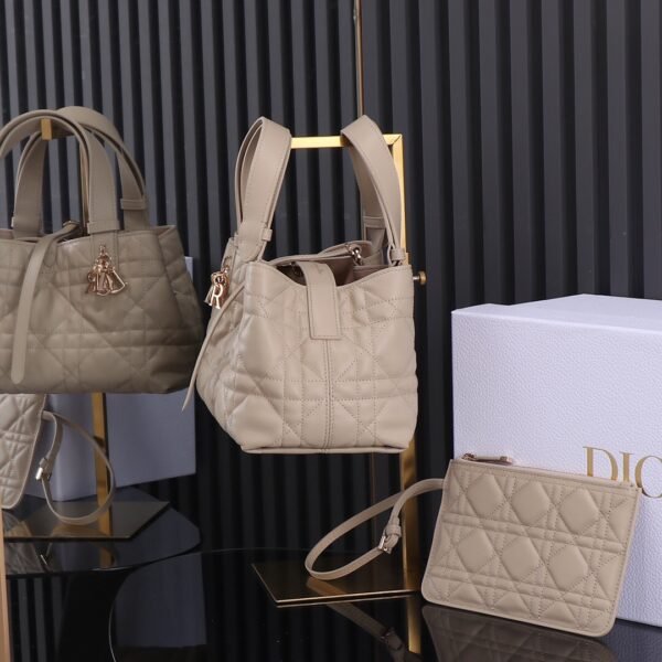 M2822OSHJ_M51U (1) Small Dior Toujours Bag Powder Beige