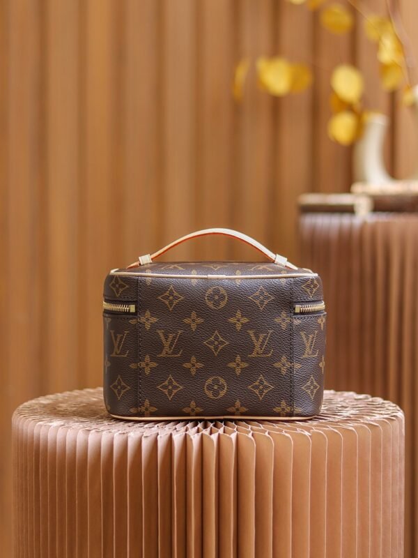 M44495 (2) LV Nice Mini M44495