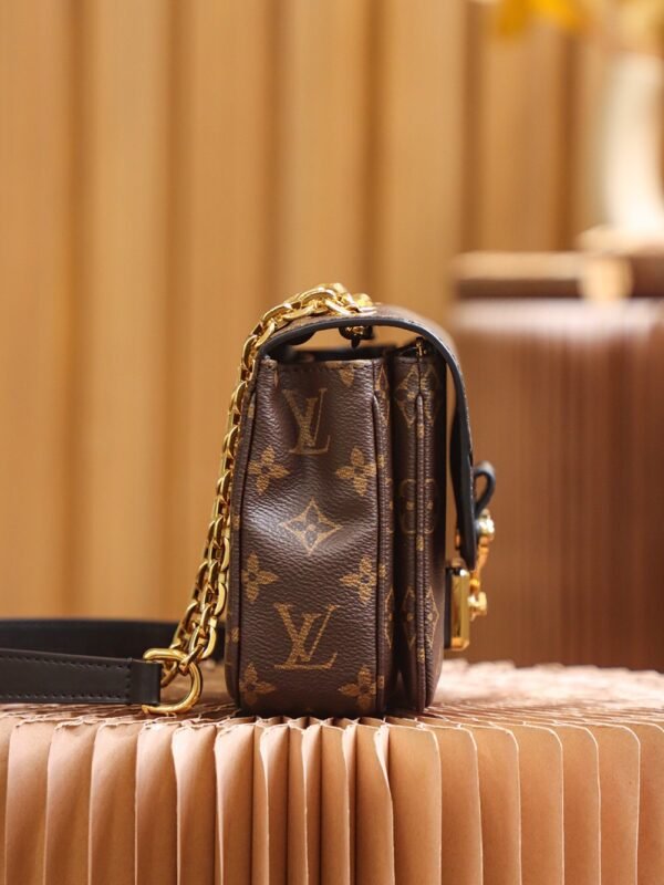 M46126 (7) Louis Vuitton Marceau M46126