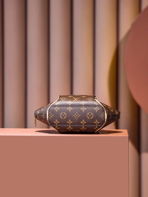 Louis Vuitton Ellipse PM M46196