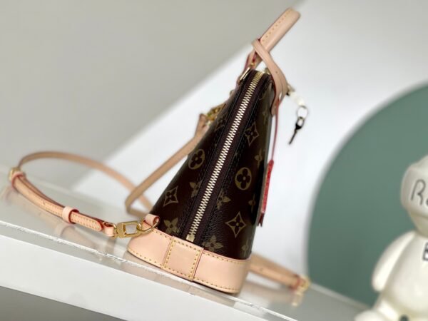 Louis Vuitton Alma Backpack M47132