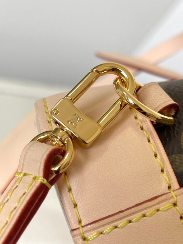 Louis Vuitton Alma Backpack M47132