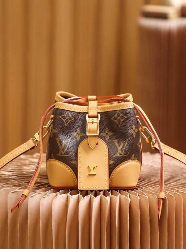 M57099 (7) Louis Vuitton NOÉ PURSE M57099