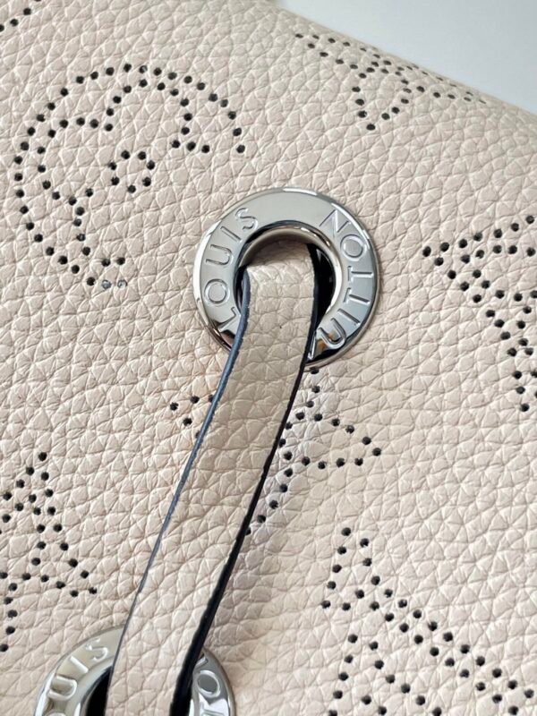 Louis Vuitton Bella M57201