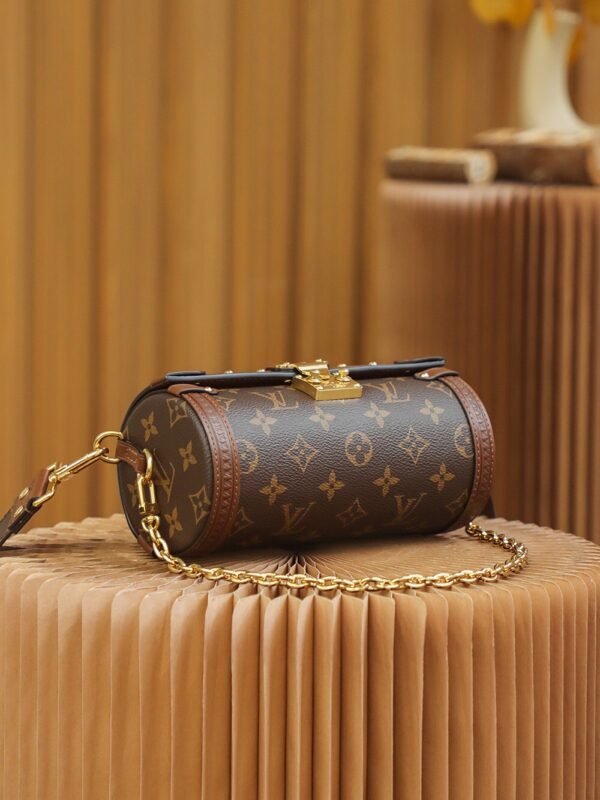M57835 (2) Louis Vuitton Papillon Trunk M57835