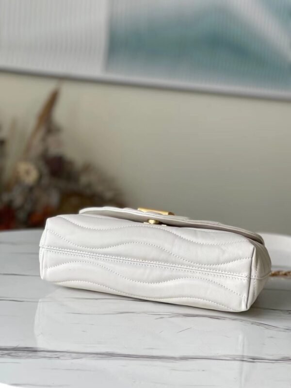 M58549 (6) Louis Vuitton New Wave MM Chain Bag M58549