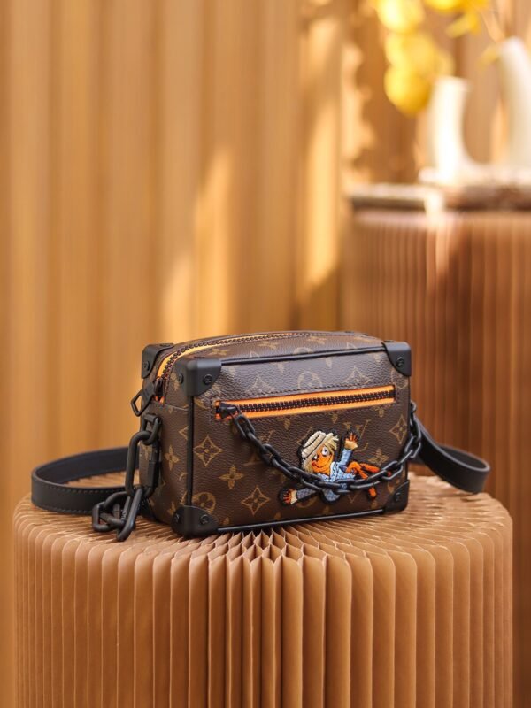 LOUIS VUITTON MINI SOFT TRUNK Chain bag M80159