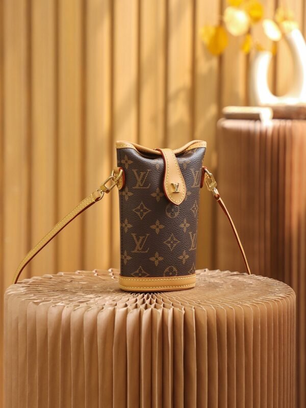 LOUIS VUITTON Fold Me Pouch M80874