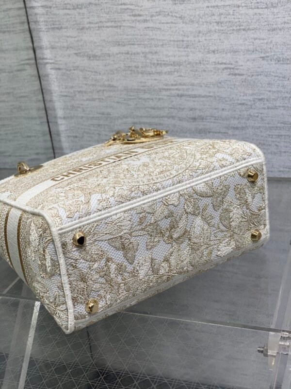 Medium Lady D-Lite Bag (7) Dior Medium Lady D-Lite Bag