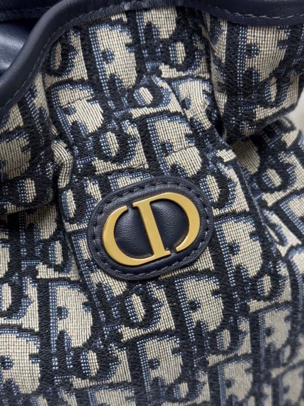 S2374UTZQ_M928 (7) Dior 30 Montaigne Mini Bucket Bag with Drawstring