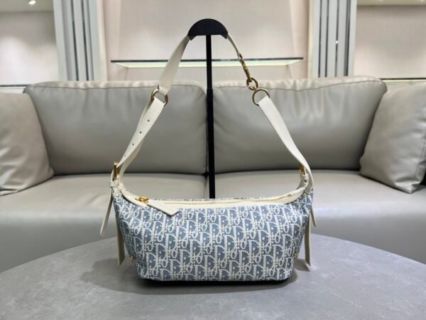 S3202UDFD_M925 (4) Dior Diorstar Hobo Bag with Chain Grey