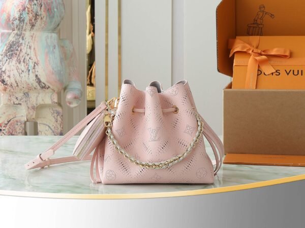 m13840 (1) LV Bella Mahina Handbags M13840