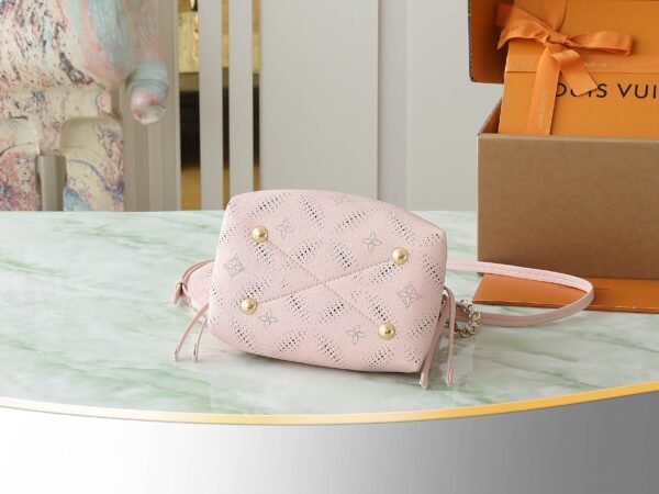 m13840 (8) LV Bella Mahina Handbags M13840