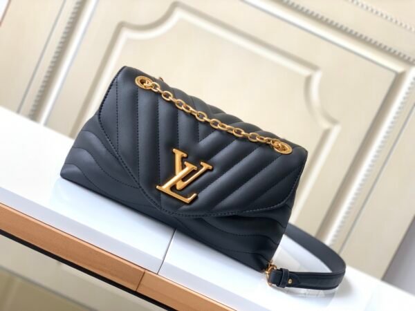 Louis Vuitton New Wave MM Chain Bag M58552