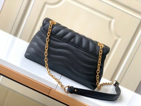Louis Vuitton New Wave MM Chain Bag M58552